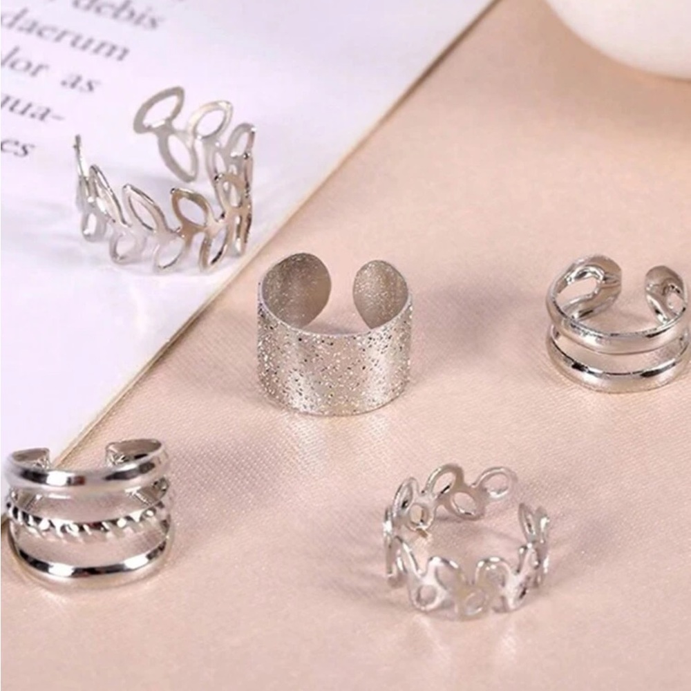 💎 Elegant Silver & Gold Cuff Earring Set – Trendy, Dazzling & Versatile Jewelry